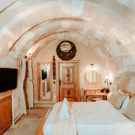 Cappadocia Alfa Cave 5* أوروغوبْ